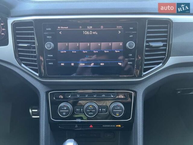 Синий Фольксваген Atlas, объемом двигателя 3.6 л и пробегом 12 тыс. км за 35999 $, фото 29 на Automoto.ua