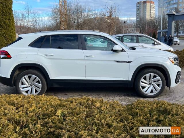 Белый Фольксваген Atlas Cross Sport, объемом двигателя 2 л и пробегом 55 тыс. км за 30800 $, фото 7 на Automoto.ua