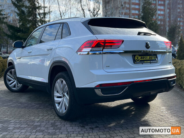 Белый Фольксваген Atlas Cross Sport, объемом двигателя 2 л и пробегом 55 тыс. км за 30800 $, фото 9 на Automoto.ua