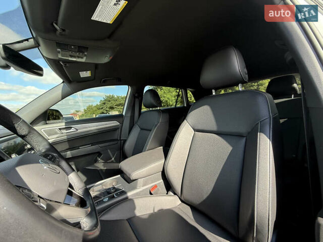 Білий Фольксваген Atlas Cross Sport, об'ємом двигуна 3.6 л та пробігом 125 тис. км за 29500 $, фото 7 на Automoto.ua