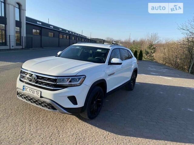 Белый Фольксваген Atlas Cross Sport, объемом двигателя 0 л и пробегом 63 тыс. км за 29900 $, фото 29 на Automoto.ua