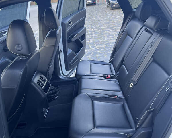 Білий Фольксваген Atlas Cross Sport, об'ємом двигуна 1.98 л та пробігом 52 тис. км за 26500 $, фото 15 на Automoto.ua