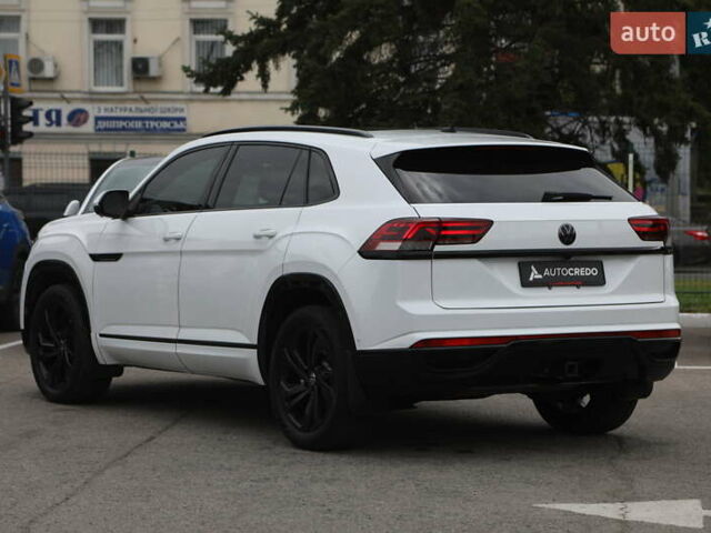Белый Фольксваген Atlas Cross Sport, объемом двигателя 3.6 л и пробегом 84 тыс. км за 32000 $, фото 5 на Automoto.ua