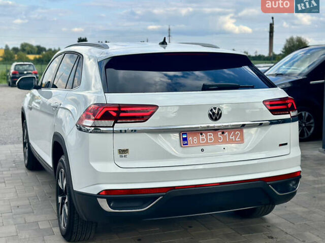 Белый Фольксваген Atlas Cross Sport, объемом двигателя 2 л и пробегом 73 тыс. км за 23500 $, фото 6 на Automoto.ua