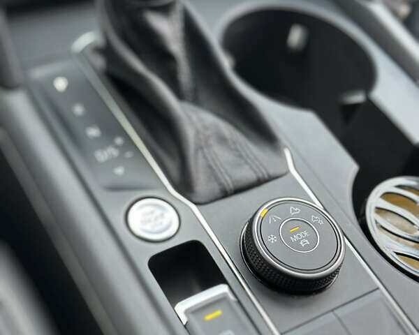 Черный Фольксваген Atlas Cross Sport, объемом двигателя 2 л и пробегом 121 тыс. км за 25950 $, фото 28 на Automoto.ua