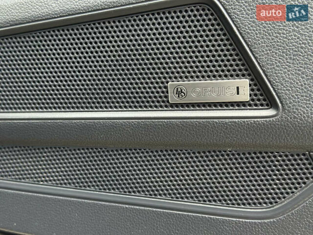 Черный Фольксваген Atlas Cross Sport, объемом двигателя 2 л и пробегом 121 тыс. км за 25950 $, фото 24 на Automoto.ua