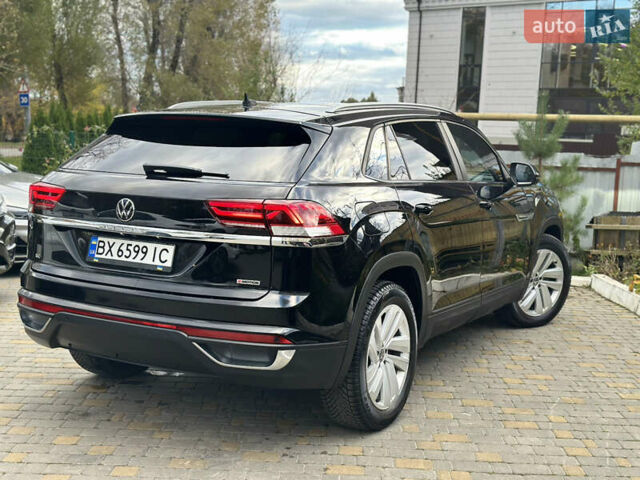Черный Фольксваген Atlas Cross Sport, объемом двигателя 2 л и пробегом 121 тыс. км за 25950 $, фото 7 на Automoto.ua