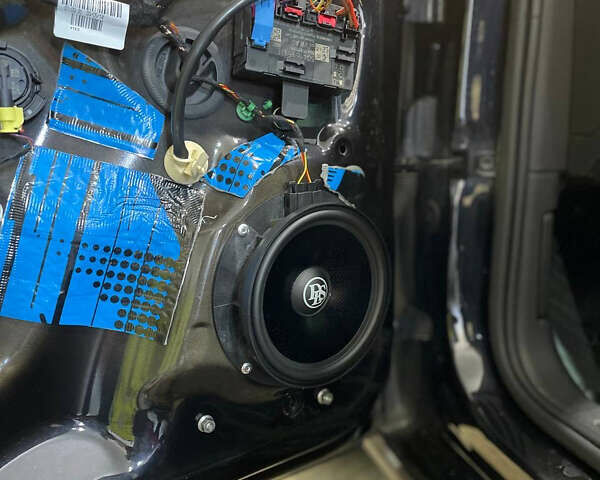 Черный Фольксваген Atlas Cross Sport, объемом двигателя 2 л и пробегом 121 тыс. км за 25950 $, фото 53 на Automoto.ua