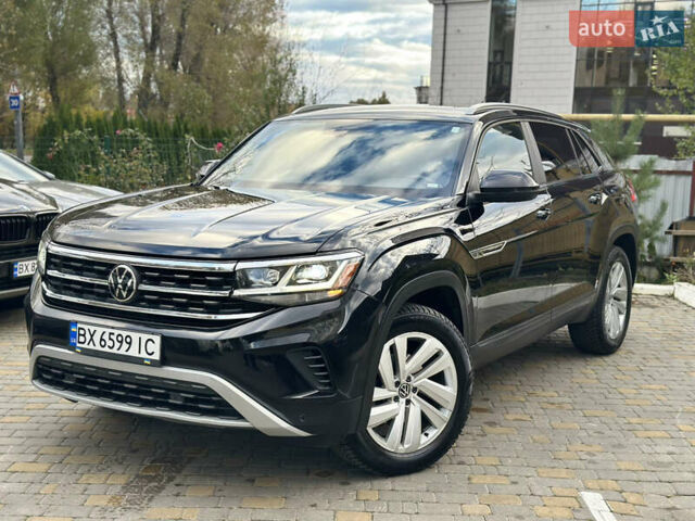 Черный Фольксваген Atlas Cross Sport, объемом двигателя 2 л и пробегом 121 тыс. км за 25950 $, фото 13 на Automoto.ua