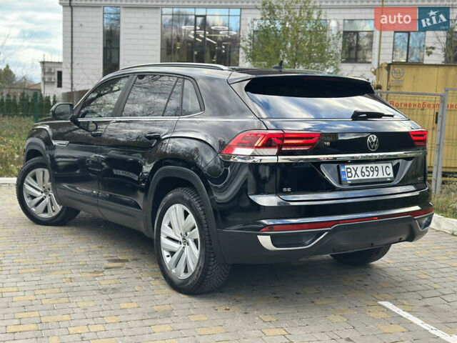 Черный Фольксваген Atlas Cross Sport, объемом двигателя 2 л и пробегом 121 тыс. км за 25950 $, фото 5 на Automoto.ua