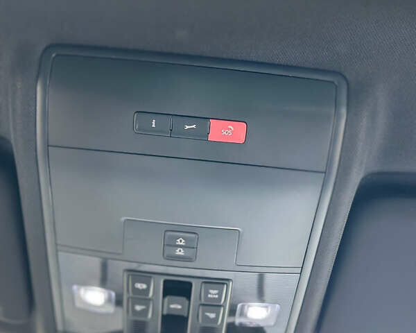 Черный Фольксваген Atlas Cross Sport, объемом двигателя 2 л и пробегом 121 тыс. км за 25950 $, фото 31 на Automoto.ua