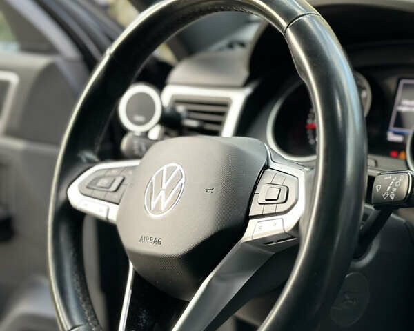 Черный Фольксваген Atlas Cross Sport, объемом двигателя 2 л и пробегом 121 тыс. км за 25950 $, фото 19 на Automoto.ua