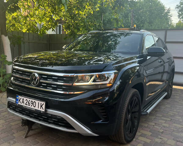 Чорний Фольксваген Atlas Cross Sport, об'ємом двигуна 2 л та пробігом 20 тис. км за 40000 $, фото 1 на Automoto.ua