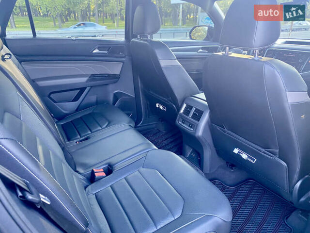 Черный Фольксваген Atlas Cross Sport, объемом двигателя 3.6 л и пробегом 45 тыс. км за 41500 $, фото 23 на Automoto.ua