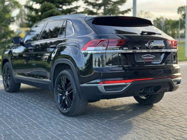 Черный Фольксваген Atlas Cross Sport, объемом двигателя 3.6 л и пробегом 54 тыс. км за 32500 $, фото 3 на Automoto.ua