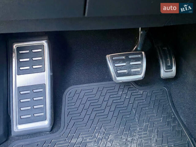 Черный Фольксваген Atlas Cross Sport, объемом двигателя 3.6 л и пробегом 45 тыс. км за 41500 $, фото 16 на Automoto.ua