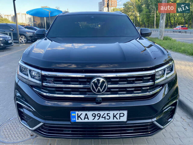 Черный Фольксваген Atlas Cross Sport, объемом двигателя 3.6 л и пробегом 45 тыс. км за 41500 $, фото 1 на Automoto.ua
