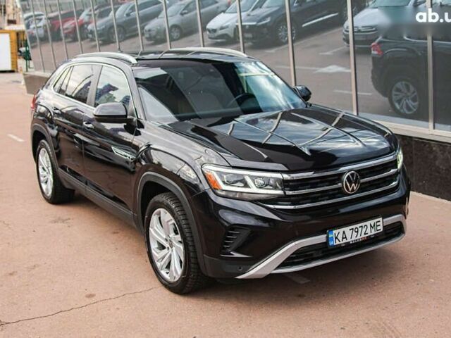 Черный Фольксваген Atlas Cross Sport, объемом двигателя 3.6 л и пробегом 70 тыс. км за 30350 $, фото 3 на Automoto.ua