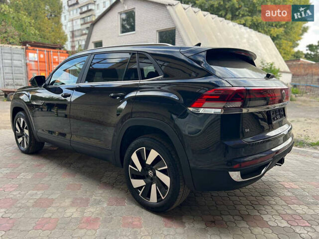 Черный Фольксваген Atlas Cross Sport, объемом двигателя 2 л и пробегом 22 тыс. км за 39500 $, фото 7 на Automoto.ua