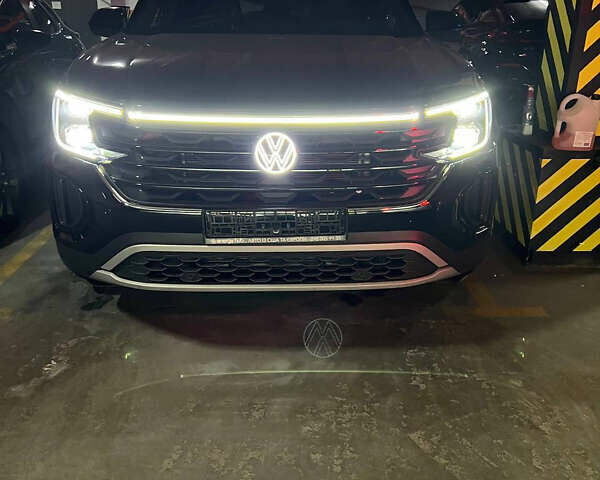 Черный Фольксваген Atlas Cross Sport, объемом двигателя 2 л и пробегом 22 тыс. км за 39500 $, фото 36 на Automoto.ua