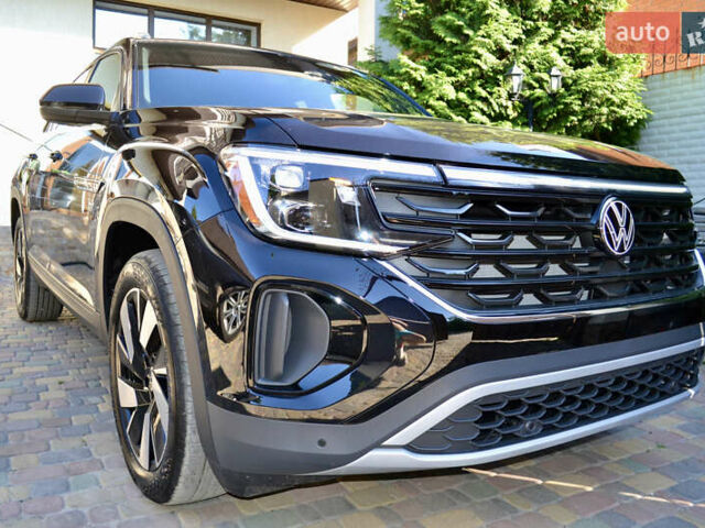 Черный Фольксваген Atlas Cross Sport, объемом двигателя 2 л и пробегом 3 тыс. км за 65000 $, фото 2 на Automoto.ua