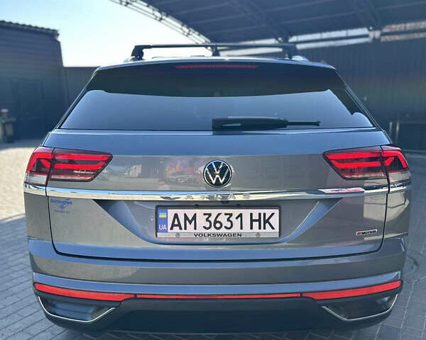 Серый Фольксваген Atlas Cross Sport, объемом двигателя 2 л и пробегом 36 тыс. км за 27900 $, фото 9 на Automoto.ua