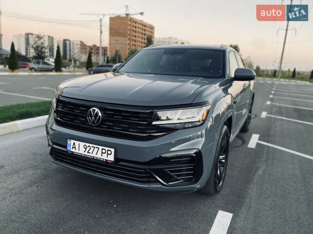 Серый Фольксваген Atlas Cross Sport, объемом двигателя 3.6 л и пробегом 86 тыс. км за 27000 $, фото 13 на Automoto.ua