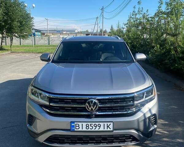 Серый Фольксваген Atlas Cross Sport, объемом двигателя 3.6 л и пробегом 96 тыс. км за 31500 $, фото 1 на Automoto.ua