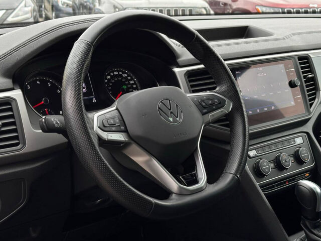 Серый Фольксваген Atlas Cross Sport, объемом двигателя 3.6 л и пробегом 84 тыс. км за 33900 $, фото 10 на Automoto.ua