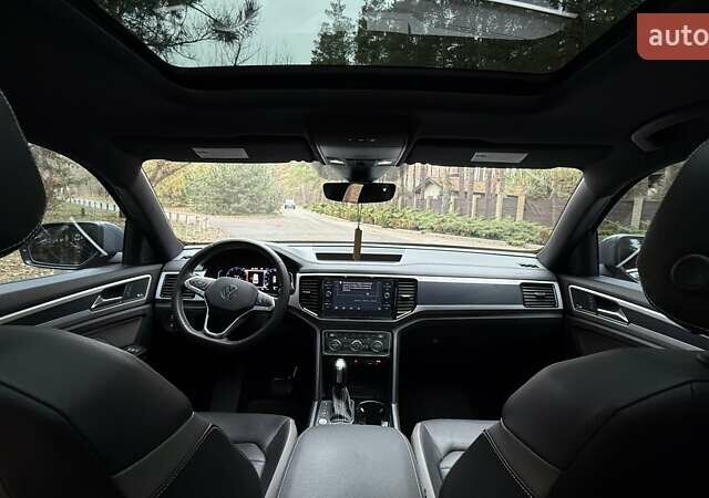 Сірий Фольксваген Atlas Cross Sport, об'ємом двигуна 3.6 л та пробігом 59 тис. км за 38500 $, фото 8 на Automoto.ua