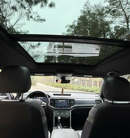 Сірий Фольксваген Atlas Cross Sport, об'ємом двигуна 3.6 л та пробігом 59 тис. км за 38500 $, фото 10 на Automoto.ua