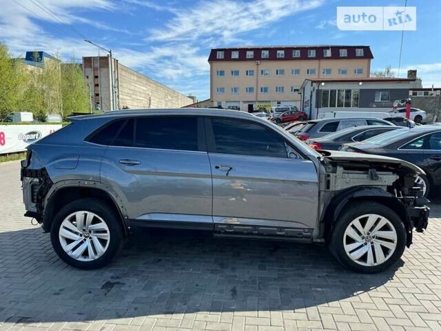 Сірий Фольксваген Atlas Cross Sport, об'ємом двигуна 2 л та пробігом 33 тис. км за 14900 $, фото 5 на Automoto.ua