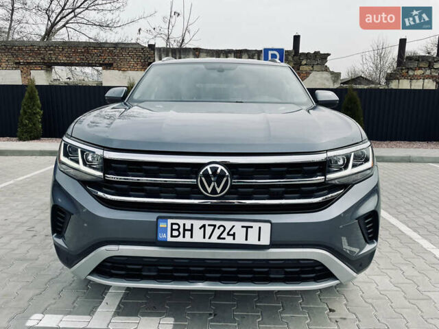 Сірий Фольксваген Atlas Cross Sport, об'ємом двигуна 3.6 л та пробігом 5 тис. км за 26200 $, фото 1 на Automoto.ua