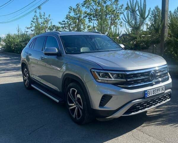 Серый Фольксваген Atlas Cross Sport, объемом двигателя 3.6 л и пробегом 96 тыс. км за 31500 $, фото 3 на Automoto.ua