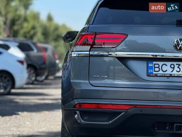 Серый Фольксваген Atlas Cross Sport, объемом двигателя 3.6 л и пробегом 56 тыс. км за 32000 $, фото 5 на Automoto.ua