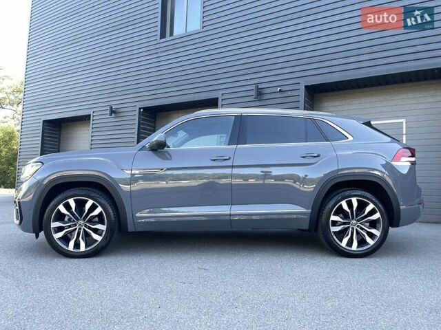 Серый Фольксваген Atlas Cross Sport, объемом двигателя 3.6 л и пробегом 22 тыс. км за 35000 $, фото 15 на Automoto.ua