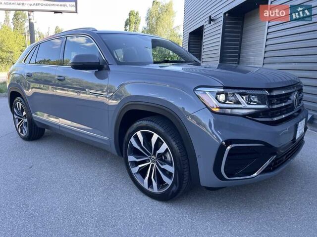 Серый Фольксваген Atlas Cross Sport, объемом двигателя 3.6 л и пробегом 22 тыс. км за 35000 $, фото 42 на Automoto.ua