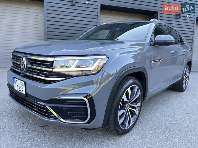Серый Фольксваген Atlas Cross Sport, объемом двигателя 3.6 л и пробегом 22 тыс. км за 35000 $, фото 7 на Automoto.ua