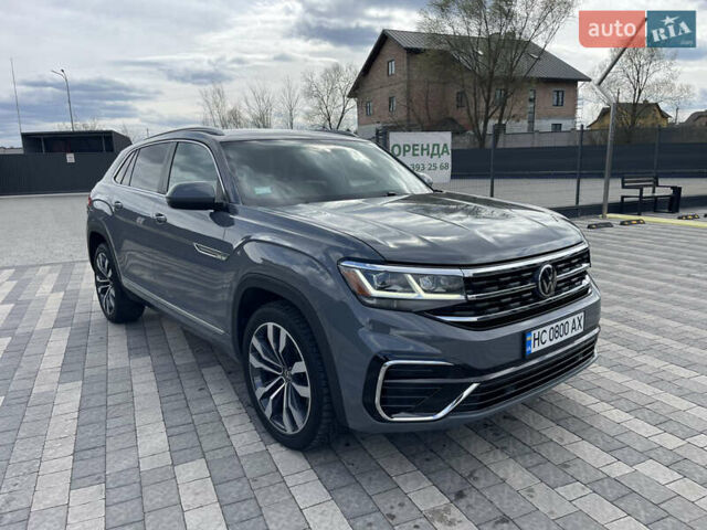 Серый Фольксваген Atlas Cross Sport, объемом двигателя 3.6 л и пробегом 95 тыс. км за 26000 $, фото 3 на Automoto.ua