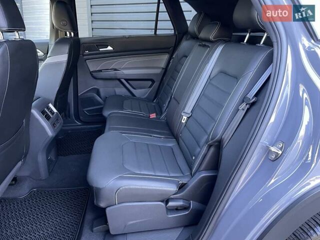 Сірий Фольксваген Atlas Cross Sport, об'ємом двигуна 3.6 л та пробігом 28 тис. км за 33500 $, фото 83 на Automoto.ua