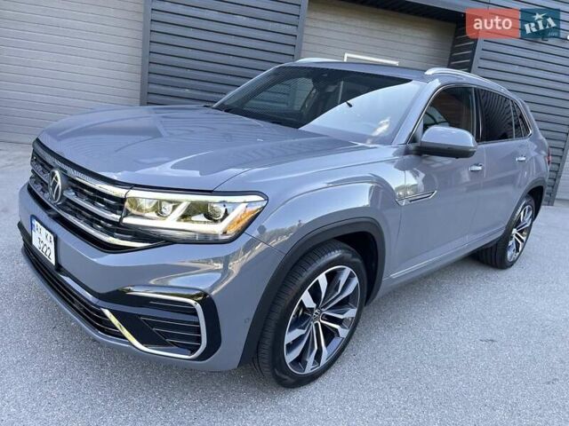 Серый Фольксваген Atlas Cross Sport, объемом двигателя 3.6 л и пробегом 22 тыс. км за 35000 $, фото 8 на Automoto.ua