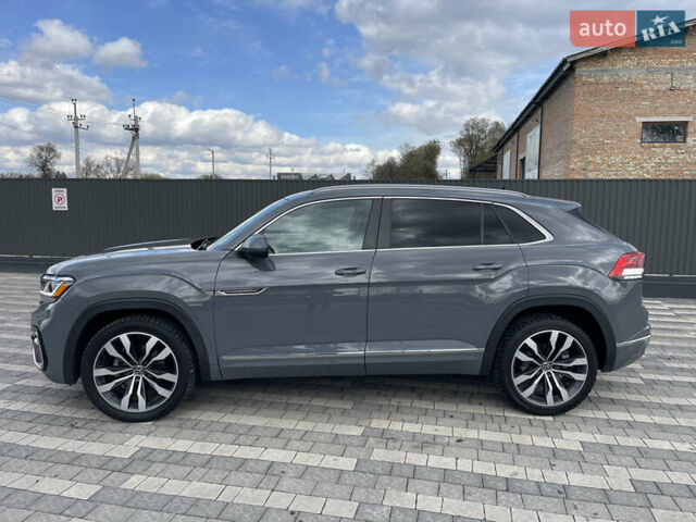 Серый Фольксваген Atlas Cross Sport, объемом двигателя 3.6 л и пробегом 95 тыс. км за 26000 $, фото 11 на Automoto.ua