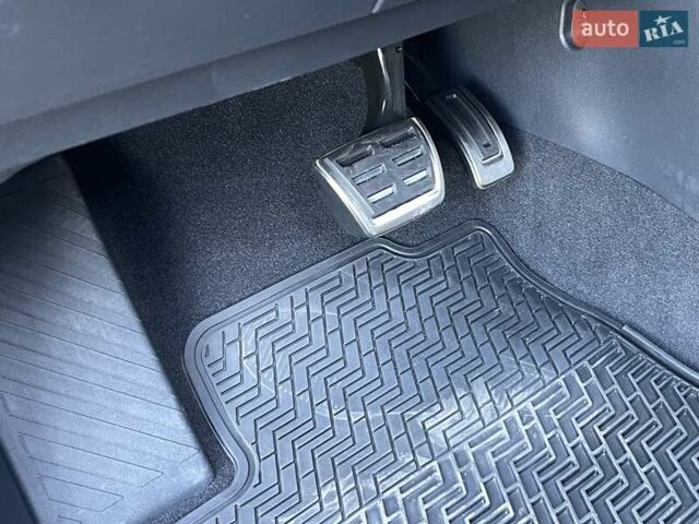 Сірий Фольксваген Atlas Cross Sport, об'ємом двигуна 3.6 л та пробігом 28 тис. км за 33500 $, фото 68 на Automoto.ua