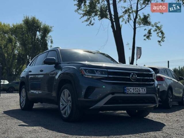 Серый Фольксваген Atlas Cross Sport, объемом двигателя 3.6 л и пробегом 56 тыс. км за 32000 $, фото 8 на Automoto.ua
