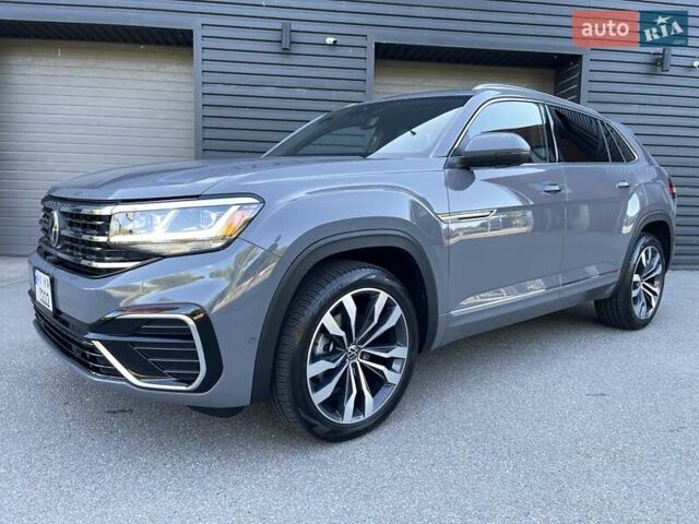 Серый Фольксваген Atlas Cross Sport, объемом двигателя 3.6 л и пробегом 22 тыс. км за 35000 $, фото 10 на Automoto.ua