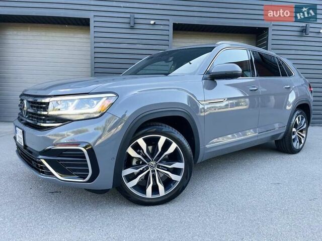 Серый Фольксваген Atlas Cross Sport, объемом двигателя 3.6 л и пробегом 22 тыс. км за 35000 $, фото 26 на Automoto.ua