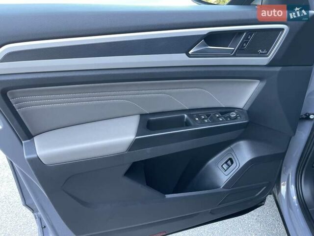 Сірий Фольксваген Atlas Cross Sport, об'ємом двигуна 3.6 л та пробігом 28 тис. км за 33500 $, фото 66 на Automoto.ua