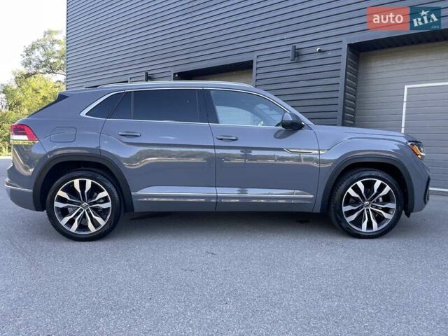 Серый Фольксваген Atlas Cross Sport, объемом двигателя 3.6 л и пробегом 22 тыс. км за 35000 $, фото 40 на Automoto.ua