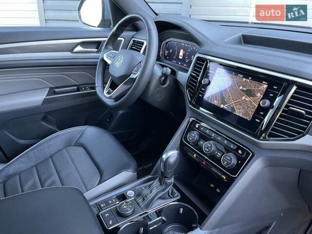Сірий Фольксваген Atlas Cross Sport, об'ємом двигуна 3.6 л та пробігом 28 тис. км за 33500 $, фото 116 на Automoto.ua