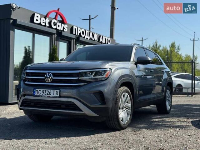 Серый Фольксваген Atlas Cross Sport, объемом двигателя 3.6 л и пробегом 56 тыс. км за 32000 $, фото 1 на Automoto.ua